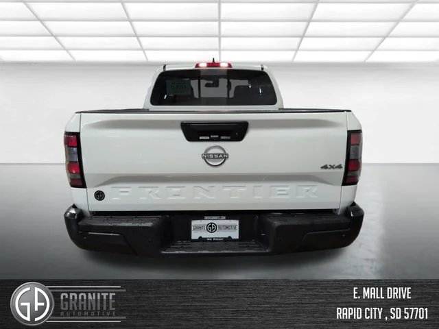New 2026 Glacier White Nissan King Cab® S image 5