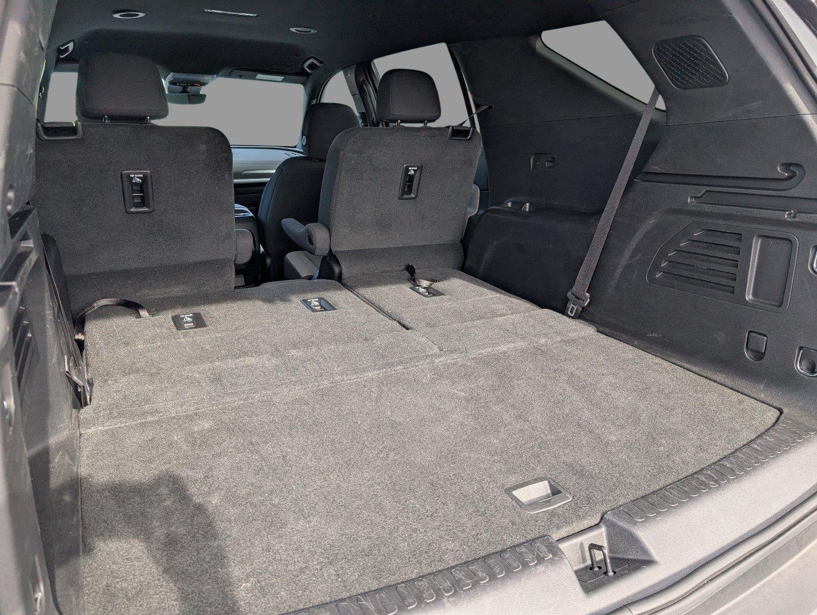 Used 2026 Summit White Chevrolet LT image 36