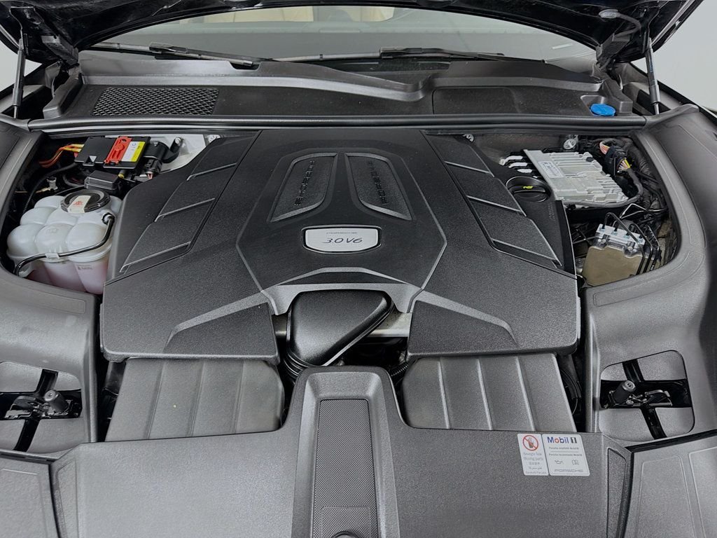 Certified Used 2019 Black Porsche  image 31
