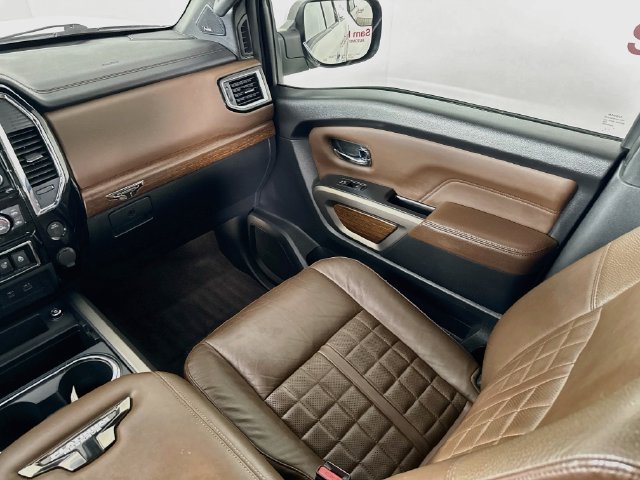 Used 2021 White Nissan Platinum Reserve image 24