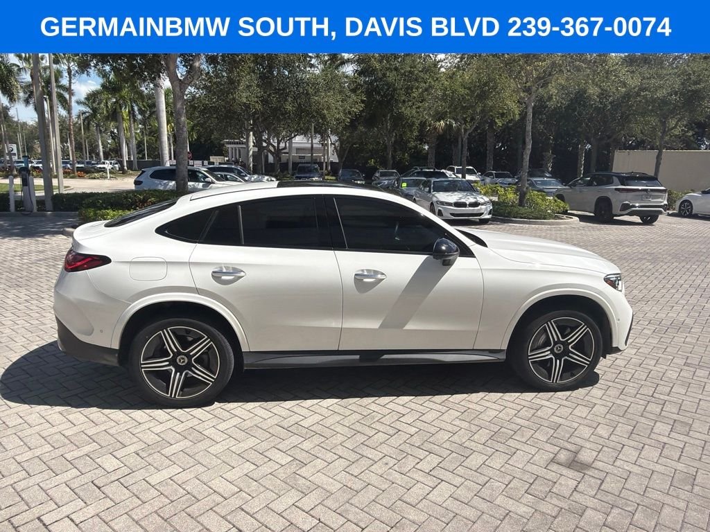 Used 2024  Mercedes-Benz GLC 300 Coupe image 6