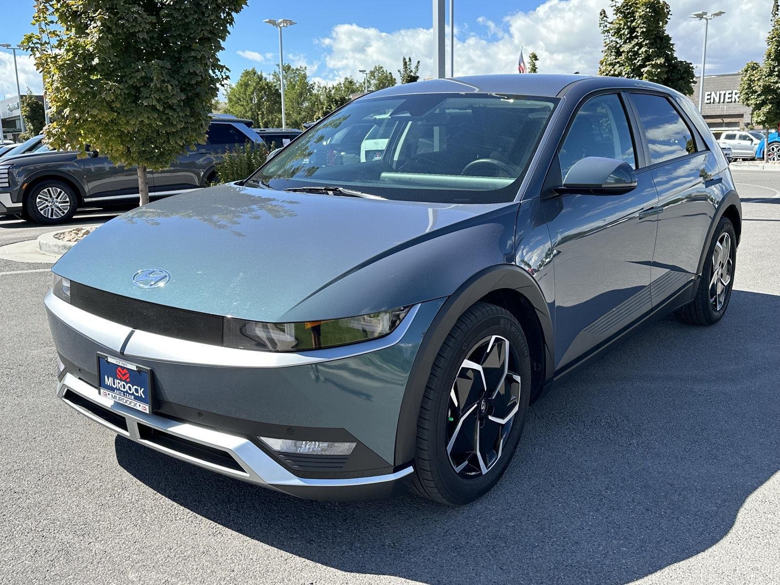 Certified Used 2024 Digital Teal Hyundai SEL image 5