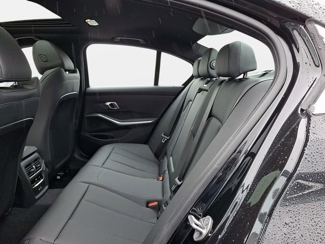 New 2026 Black Sapphire Metallic BMW 330i image 9