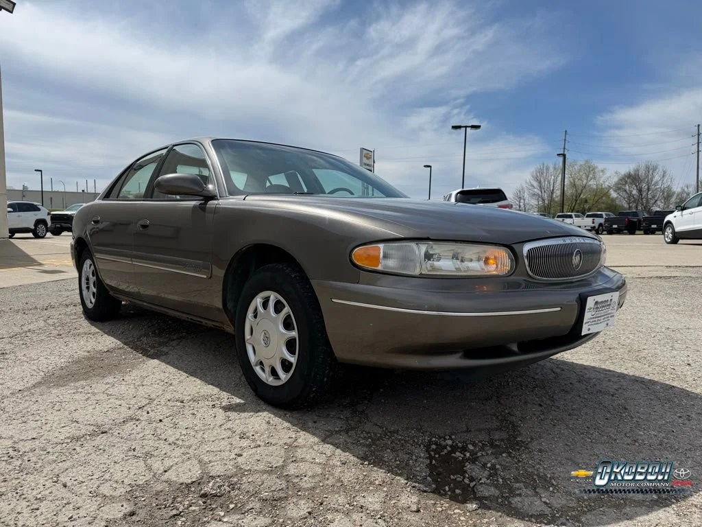 2002 Buick Century Custom's photo
