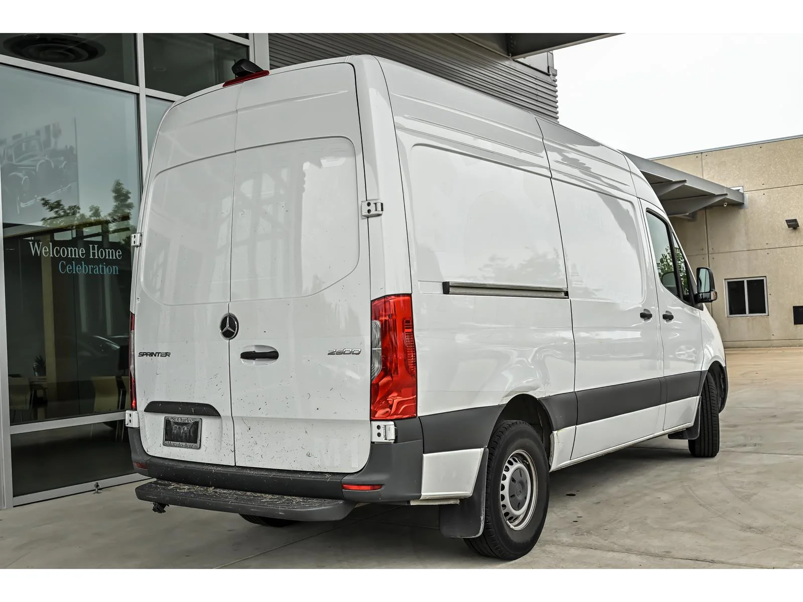 Used 2024 White Mercedes-Benz 2500 image 5