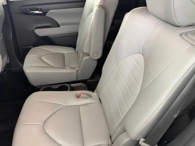 Used 2020 Gray Toyota XLE image 32