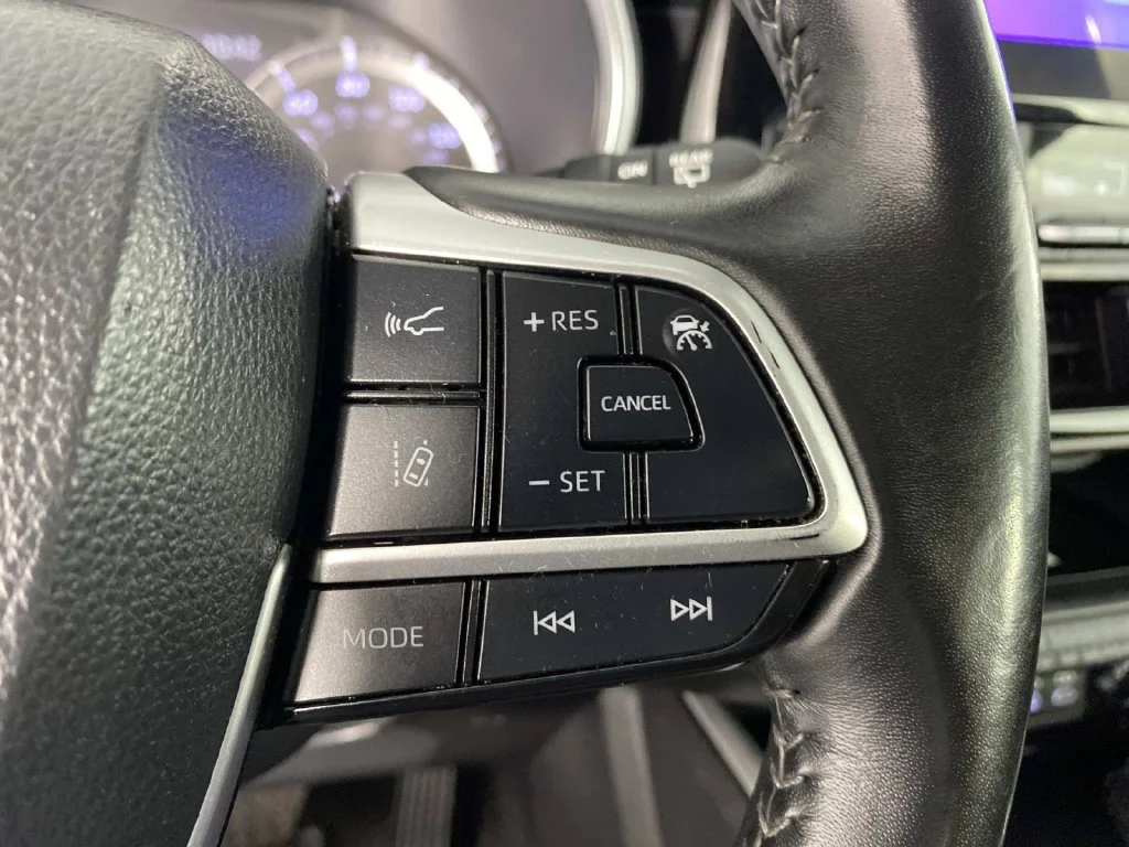 Used 2024 Silver Toyota XLE image 18