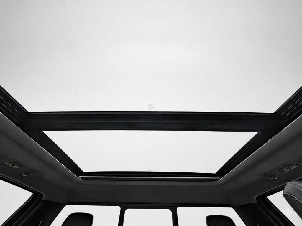 New 2026 Carbonized Gray Metallic Ford F-350® Lariat® image 20