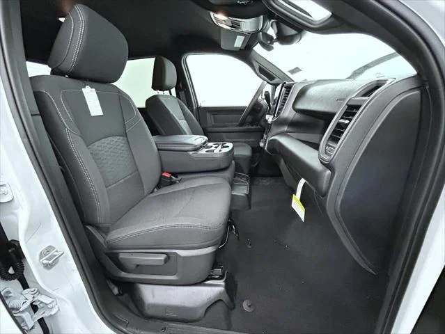 2026 RAM 3500 Tradesman - Photo 15