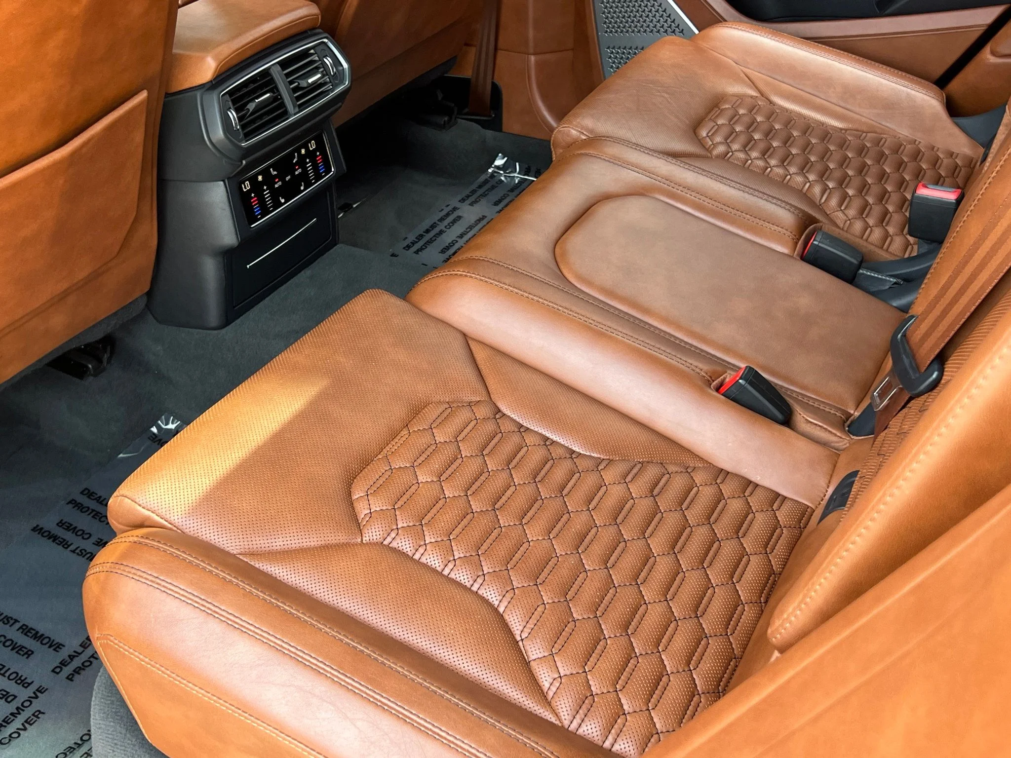 Used 2019 Blue Lamborghini Base image 18