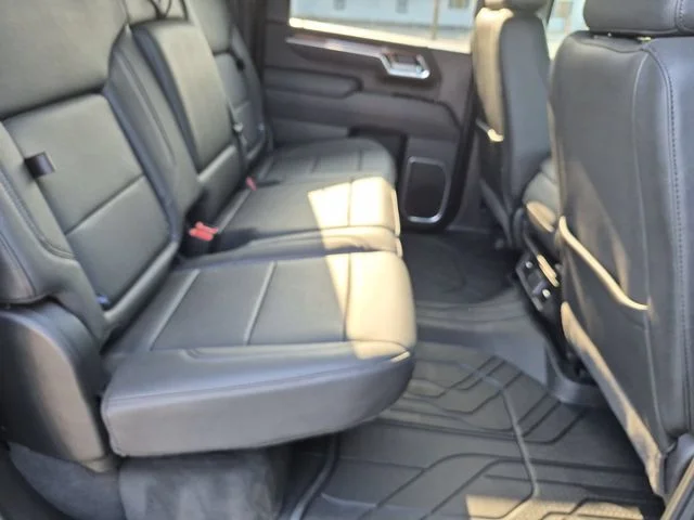 Used 2026 Gray Chevrolet LT image 33