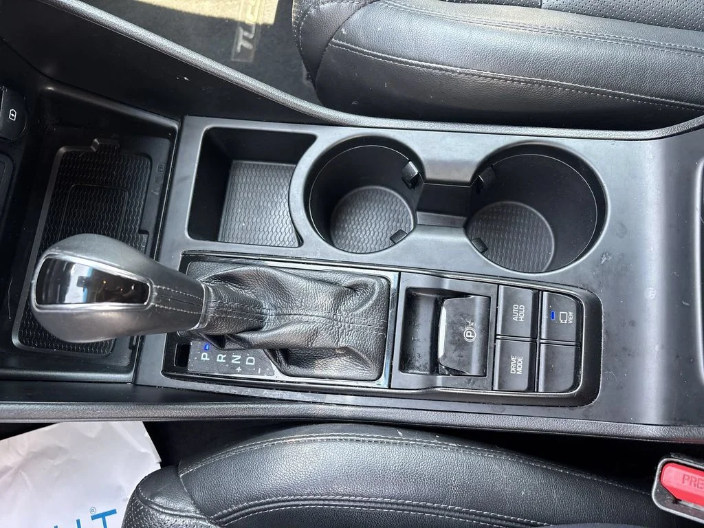 Used 2021 Black Hyundai Limited image 21