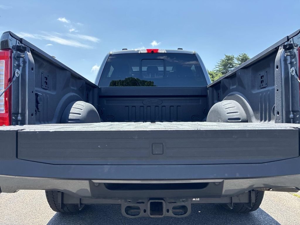 Used 2024 Gray Ford Lariat image 11