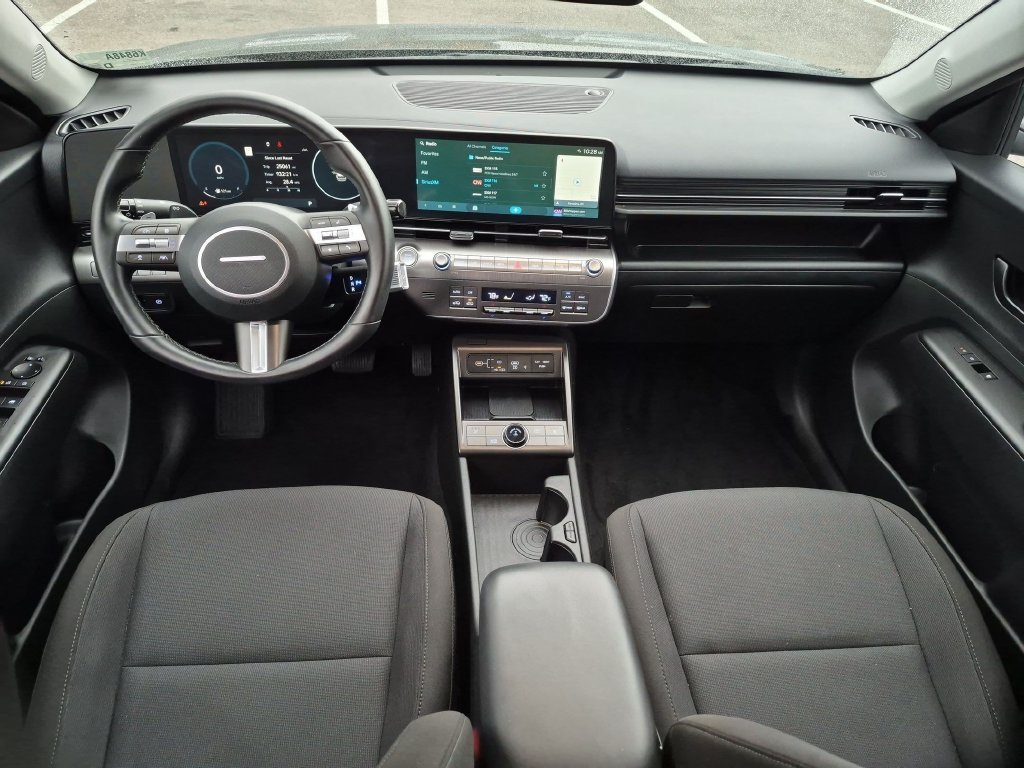 Used 2024 Black Hyundai SEL image 25
