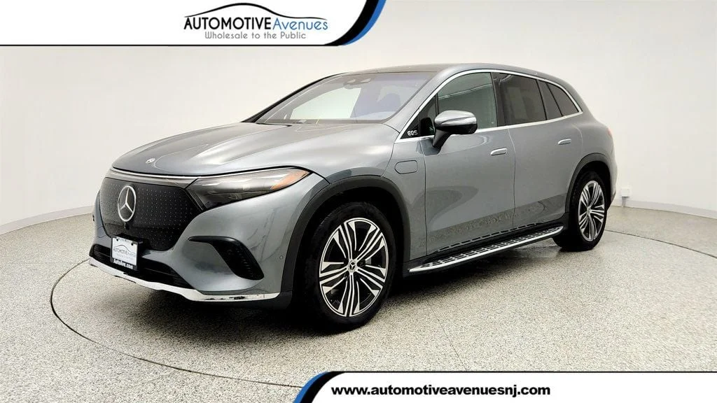 2024 Mercedes-Benz EQS SUV EQS 450 4MATIC Auto's photo
