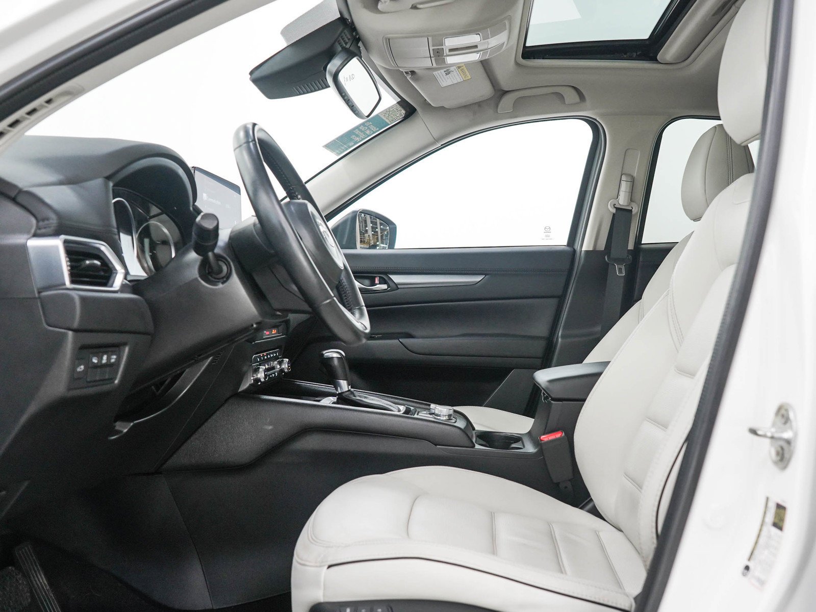 Used 2024 Rhodium White Metallic Mazda 2.5 S Preferred Package image 23