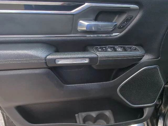 2020 RAM Ram 1500 Pickup Laramie - Photo 13