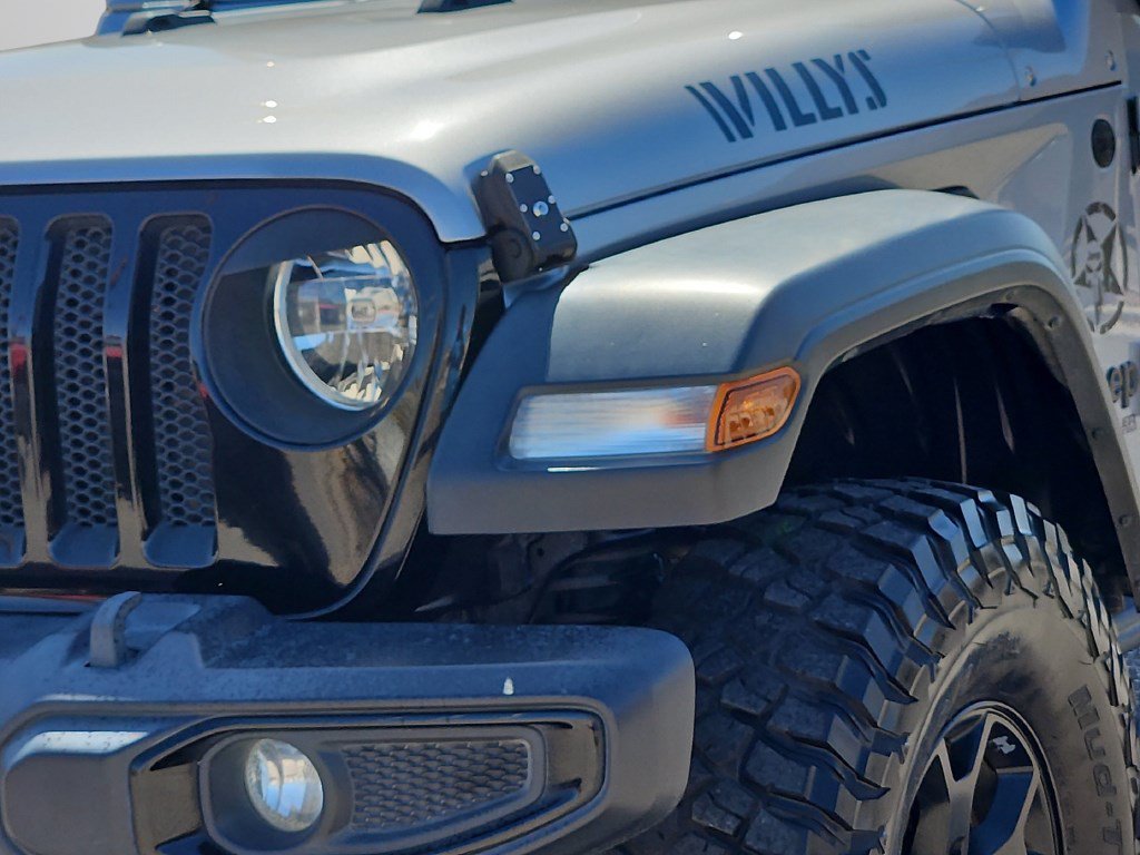Used 2021 Billet Silver Metallic Clearcoat Jeep Unlimited Willys image 28