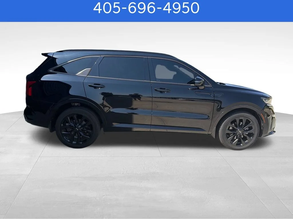 Pre-Owned 2021 Kia Sorento SX