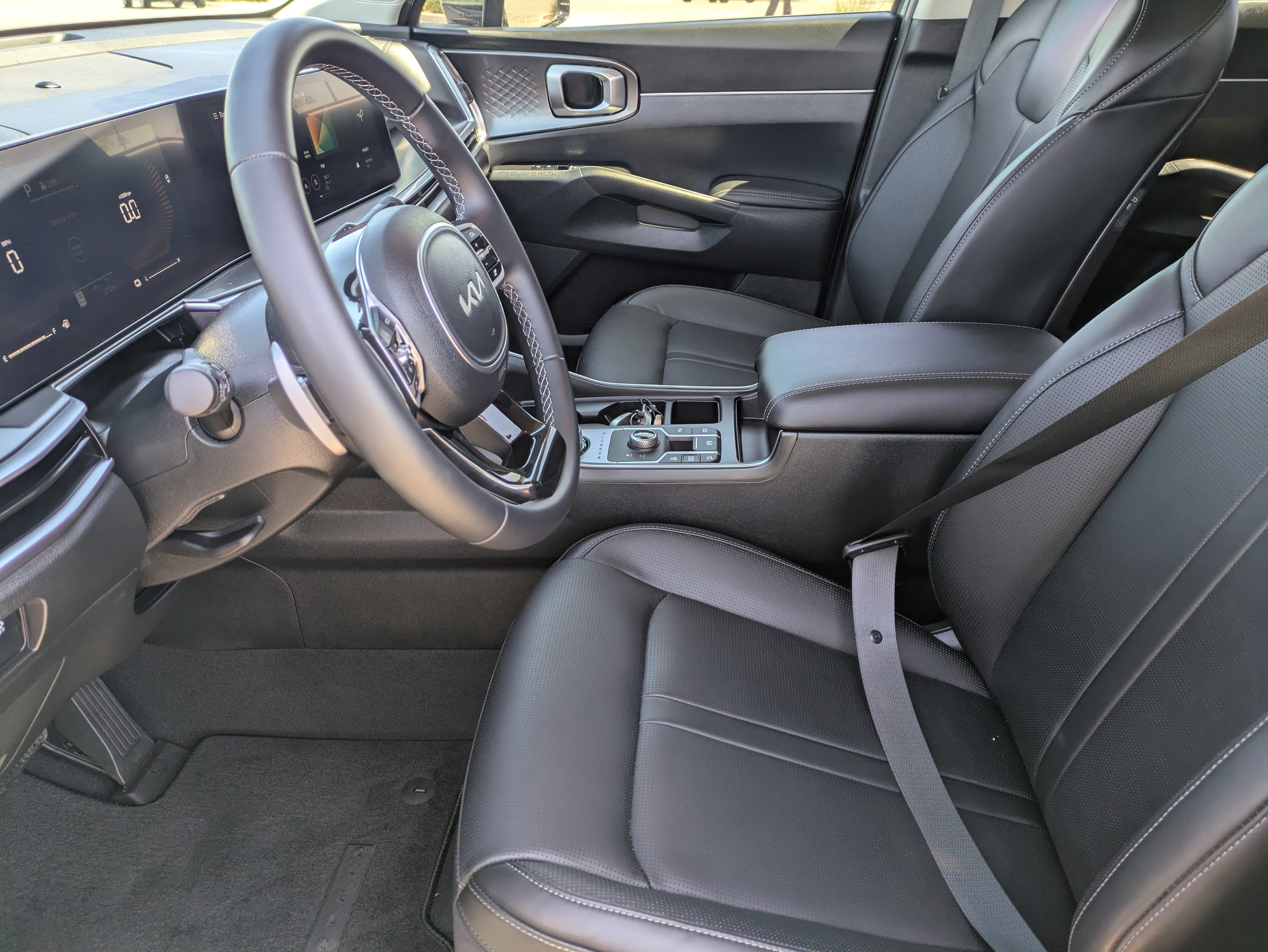 Used 2025 Cityscape Green Kia EX image 25