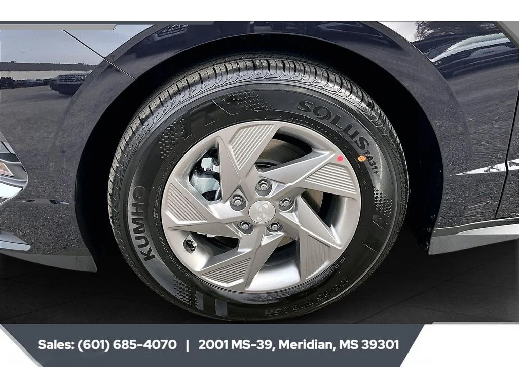Used 2026 CARBON BLUE Hyundai SE image 11