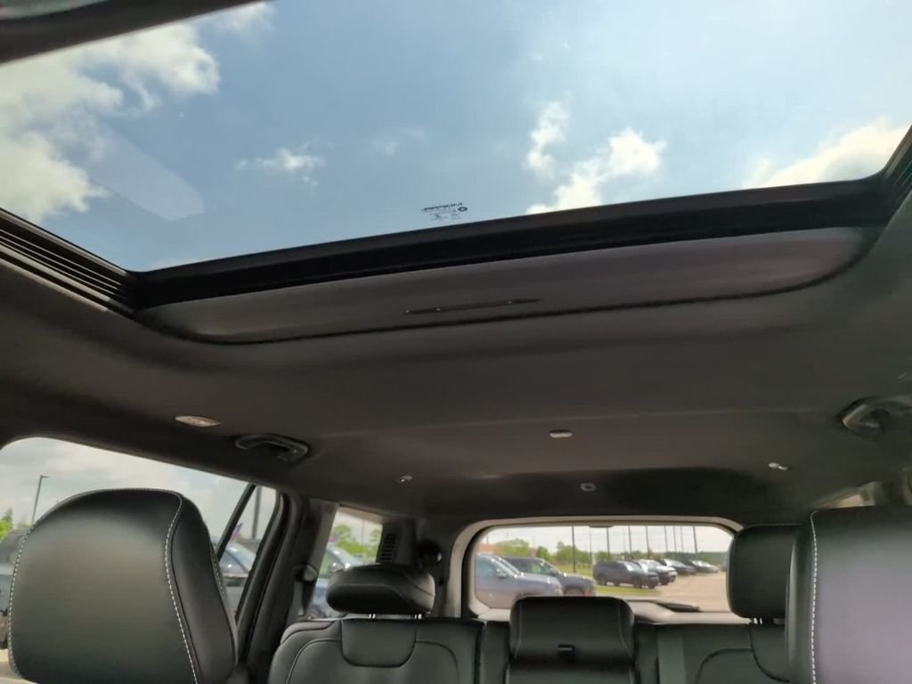 New 2026 Black Jeep Altitude image 23