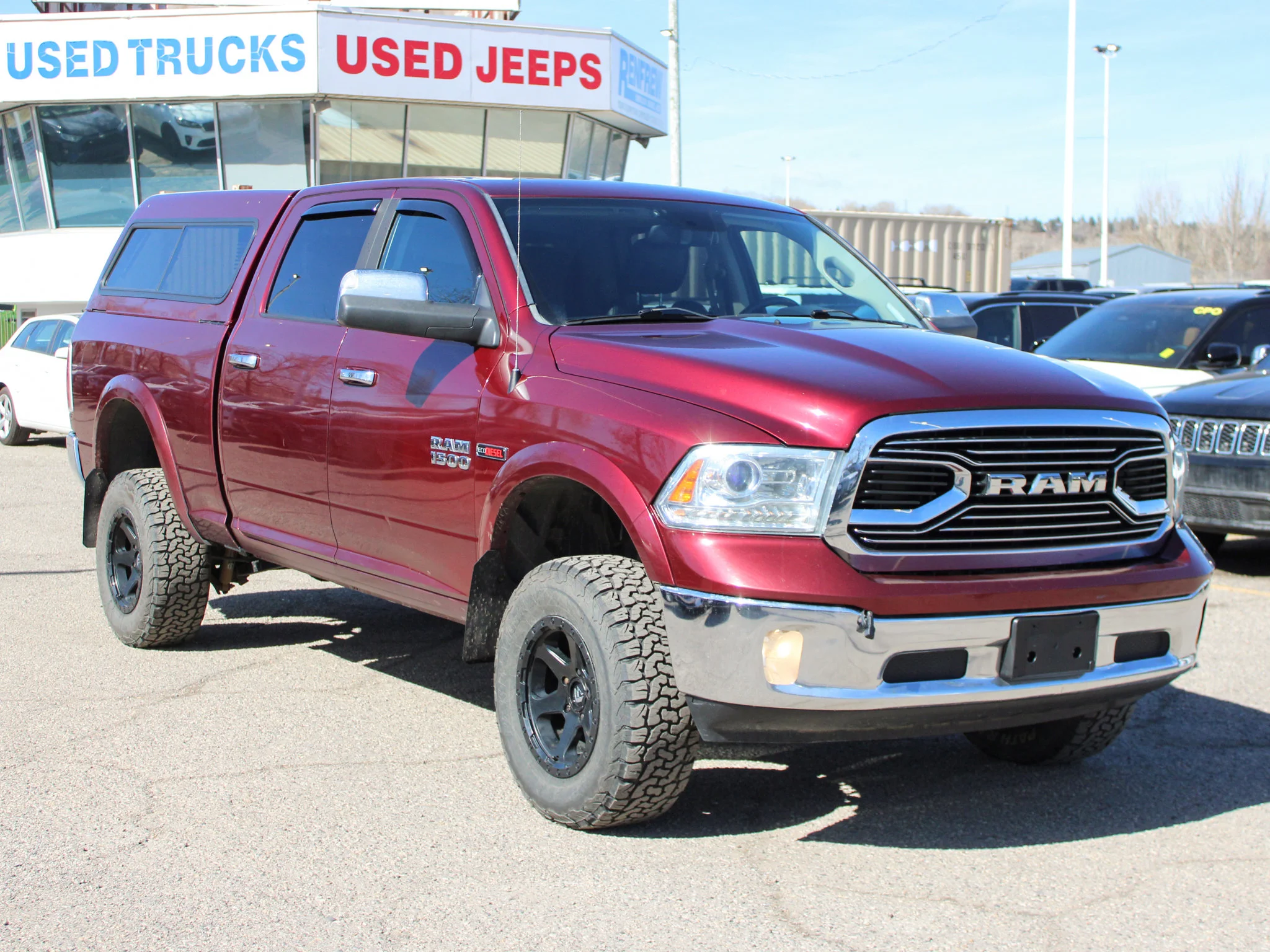 Used 2016 Red RAM Laramie * Mechanic Special | Diesel | Heated/Vented Leather Seats | Canopy | Navigation | Fuel Rims image 5