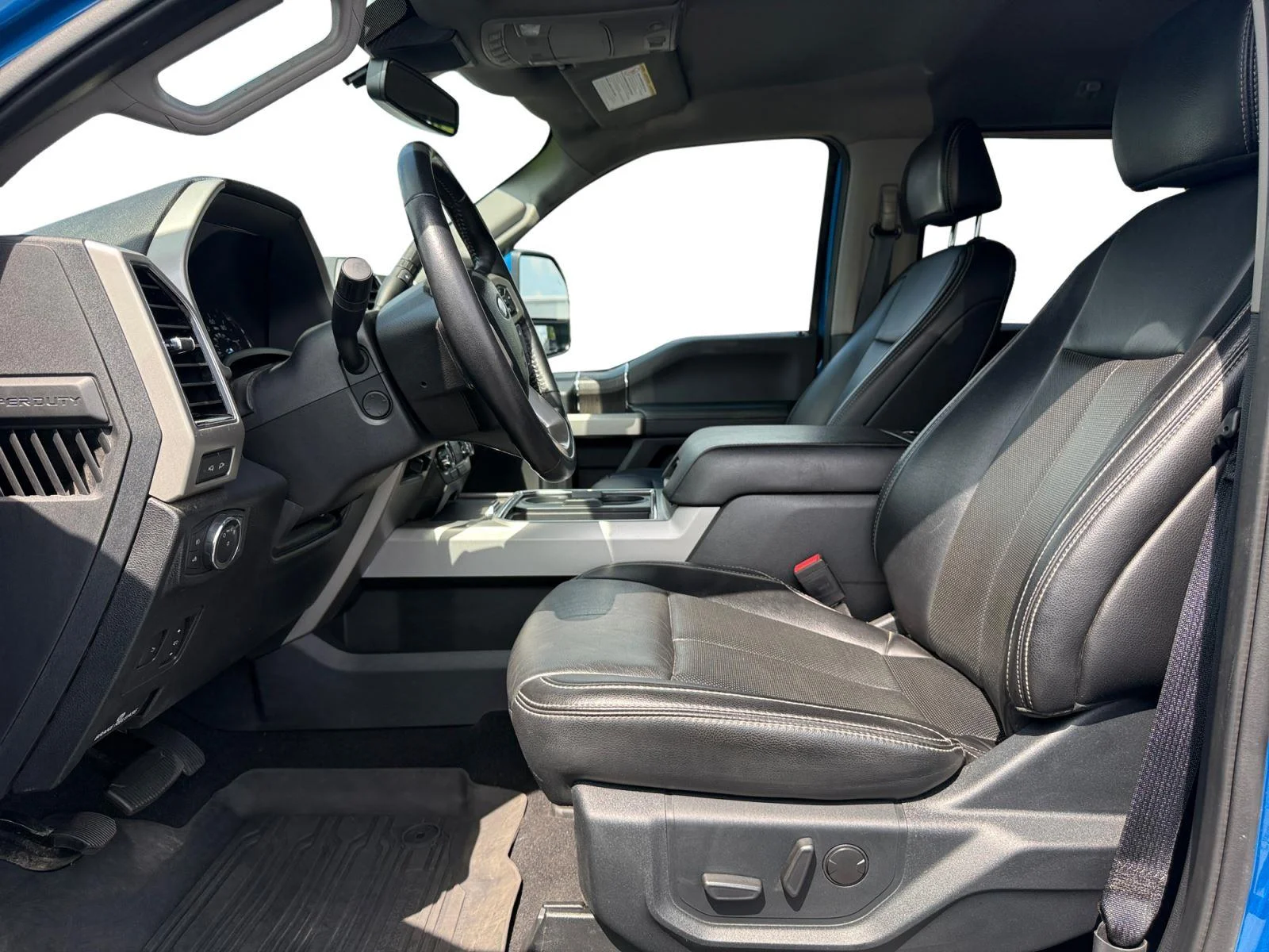 Used 2021 Velocity Blue Metallic Ford LARIAT image 10