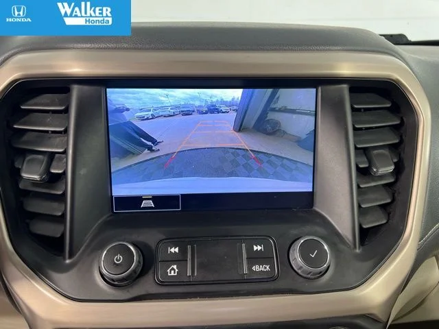 Used 2023 White GMC Denali image 28
