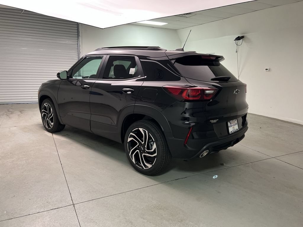 New 2026 Mosaic Black Metallic Chevrolet RS image 6