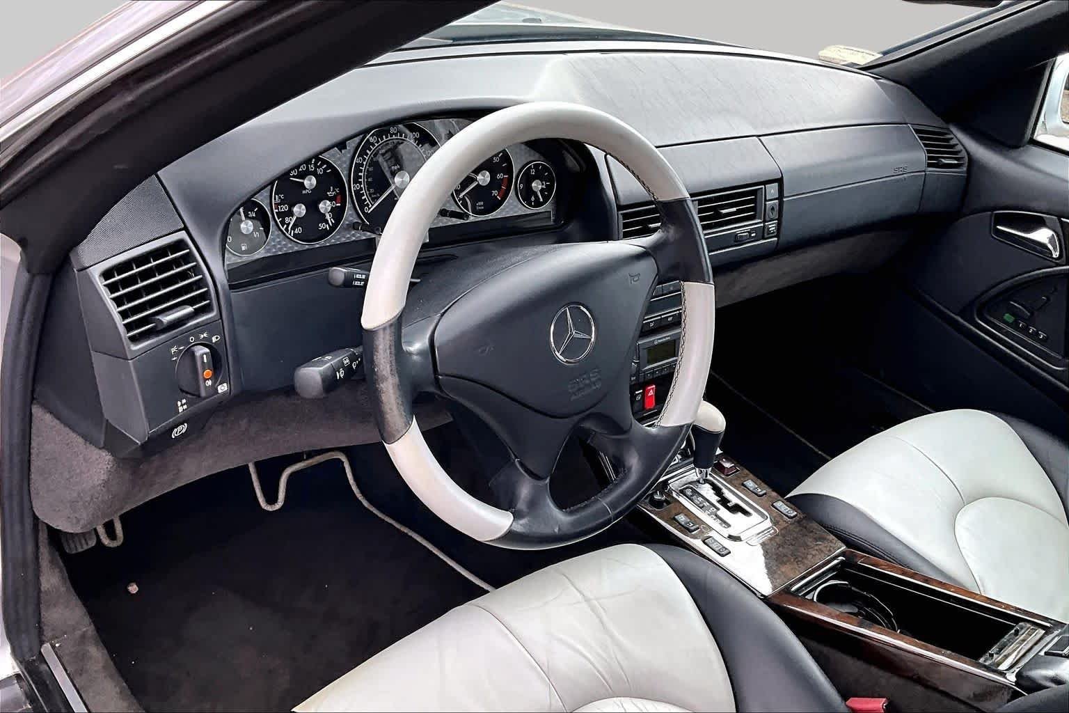 Used 2002 Silver Arrow Silver Metallic Mercedes-Benz  image 14