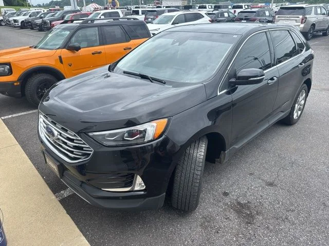 2022 Ford Edge Titanium AWD's photo
