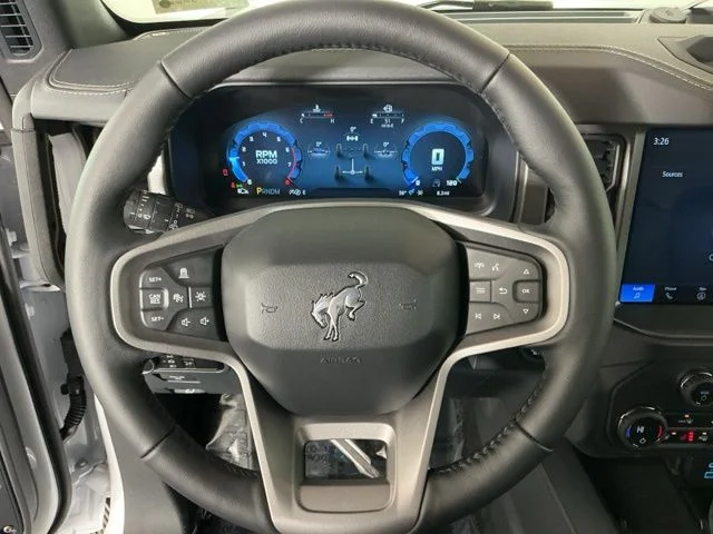 New 2025 Oxford White Ford Badlands image 18