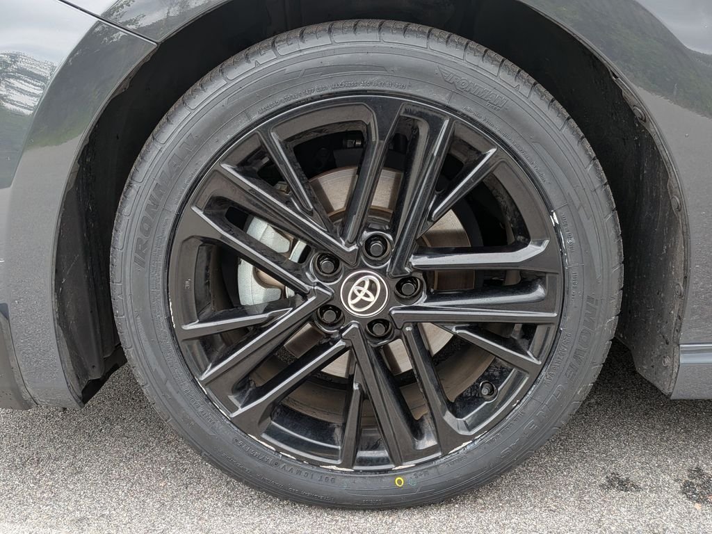 Certified Used 2025  Toyota SE image 6