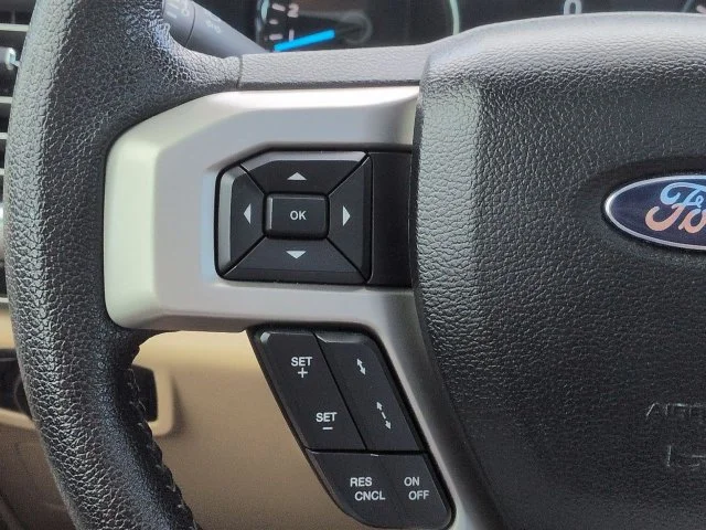 Used 2016 Bronze Fire Metallic Ford Lariat image 26