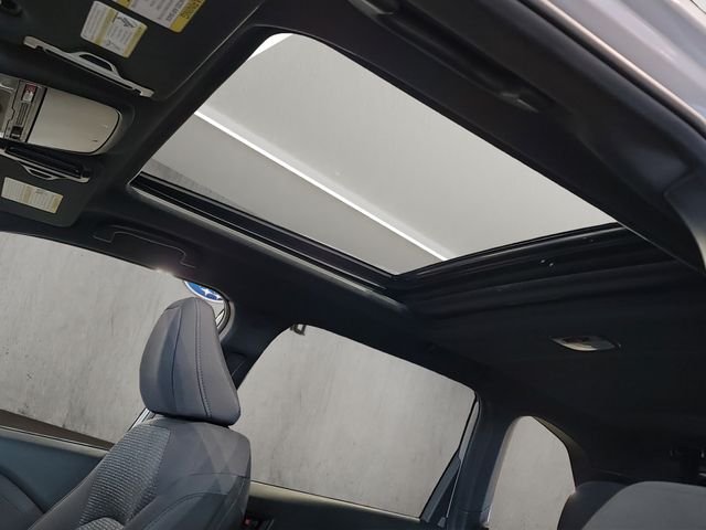 Used 2025 Ice Silver Metallic Subaru Premium image 3