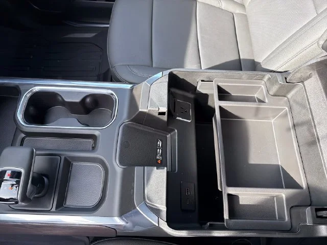 New 2026 Summit White GMC SLT image 28