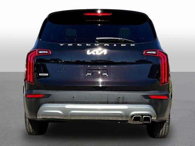 Used 2022 Black Kia SX image 6