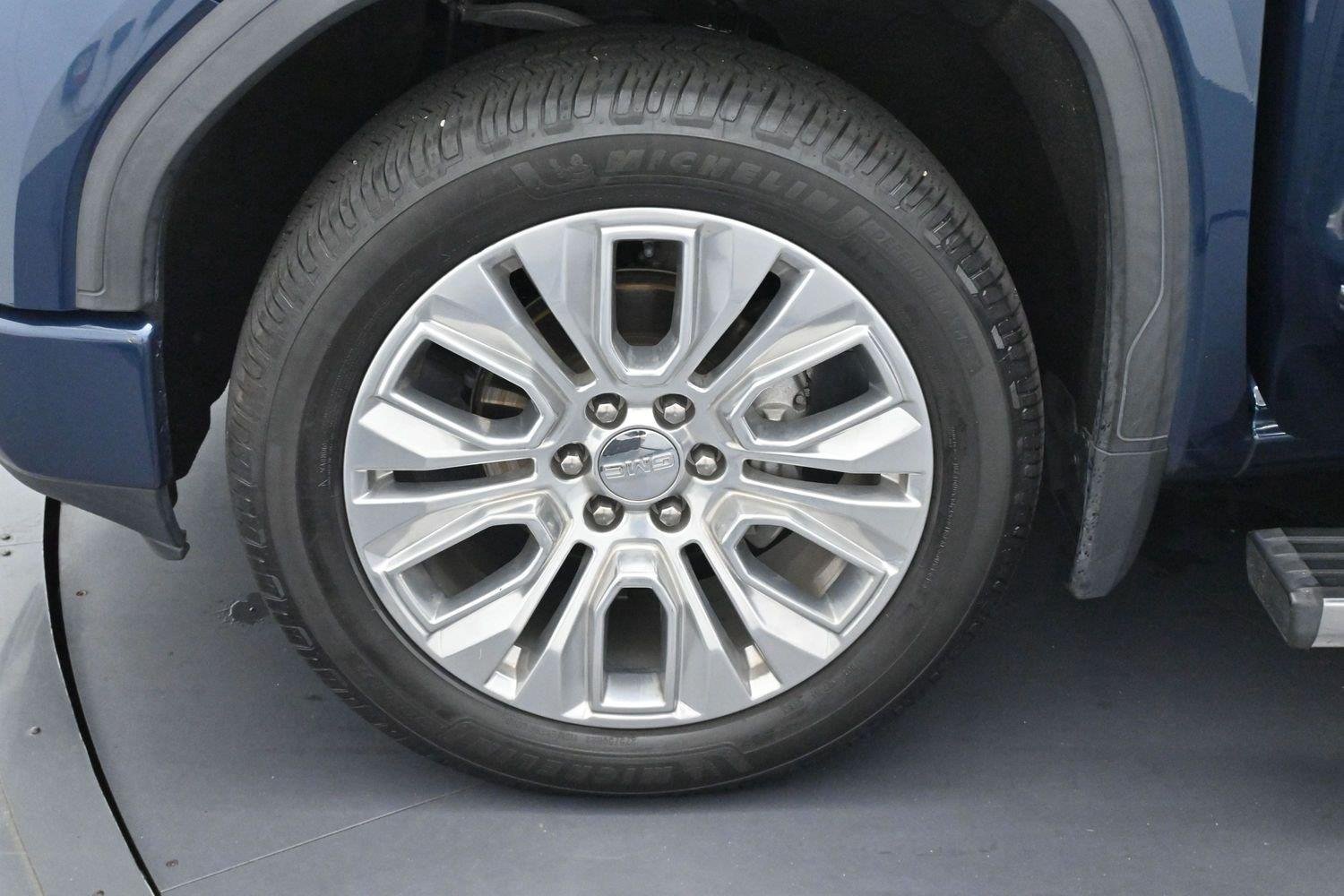 Used 2022 PACIFIC BLUE METALLIC GMC Denali image 38