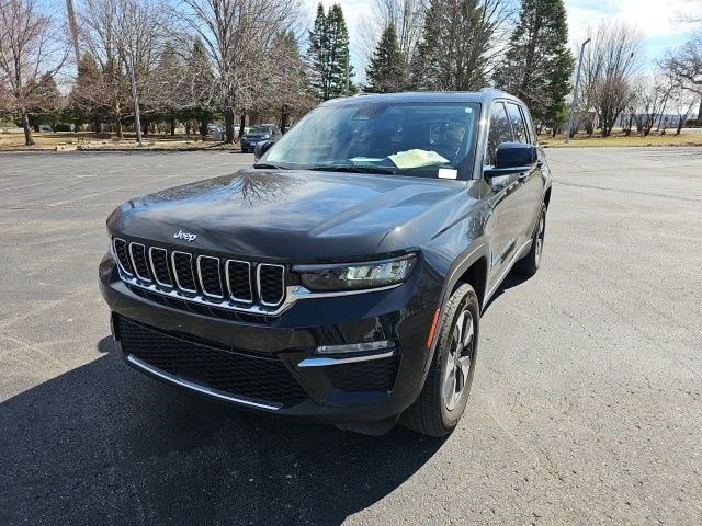Used 2023 Jeep Grand Cherokee 4xe with VIN 1C4RJYB68P8785416 for sale in Urbandale, IA