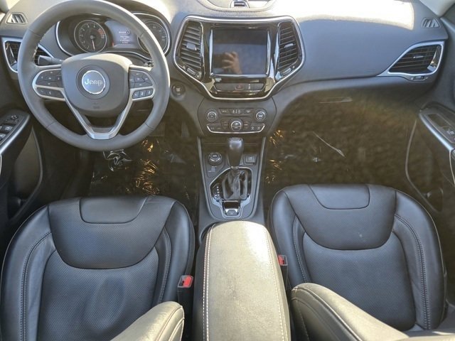 Used 2022 Diamond Black Crystal Pearlcoat Jeep Limited image 32