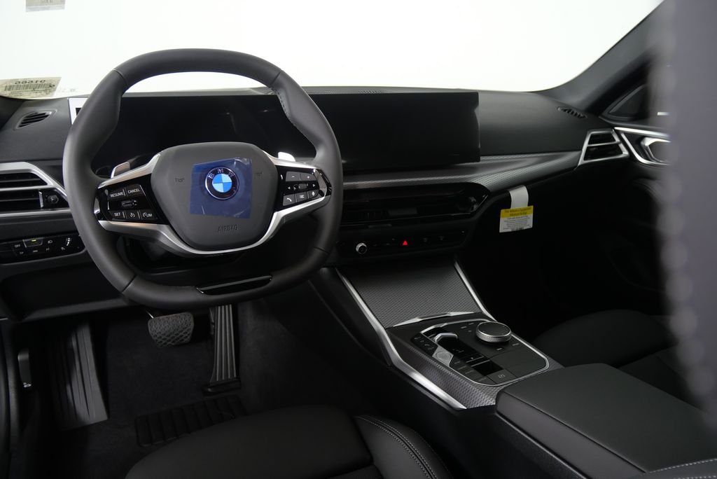 2025 BMW 4 Series 430i - Photo 18