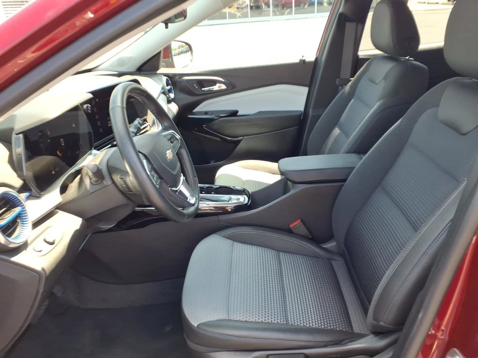 Used 2025 Crimson Metallic Chevrolet LT image 24
