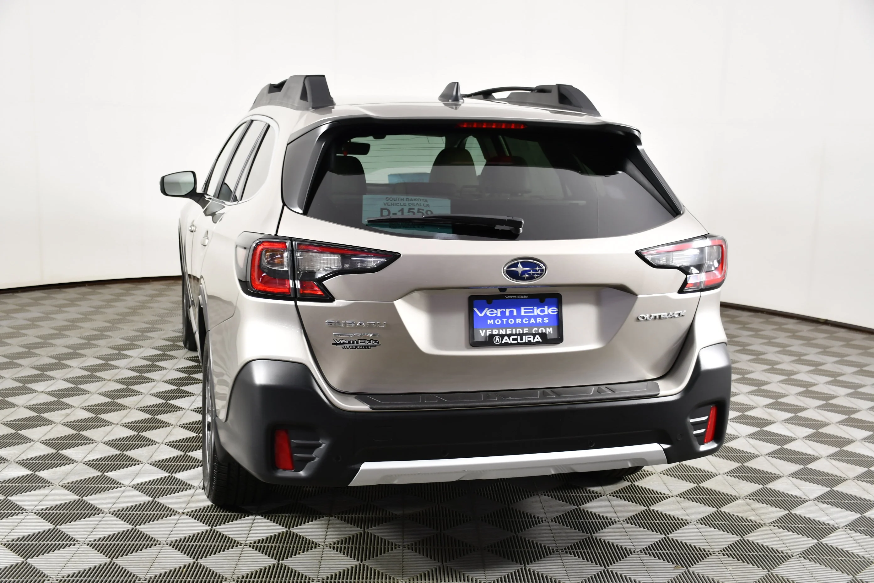 Used 2020 Tungsten Metallic Subaru Limited image 7