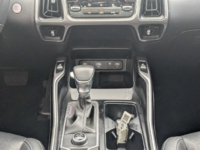 Used 2023 White Kia EX image 20