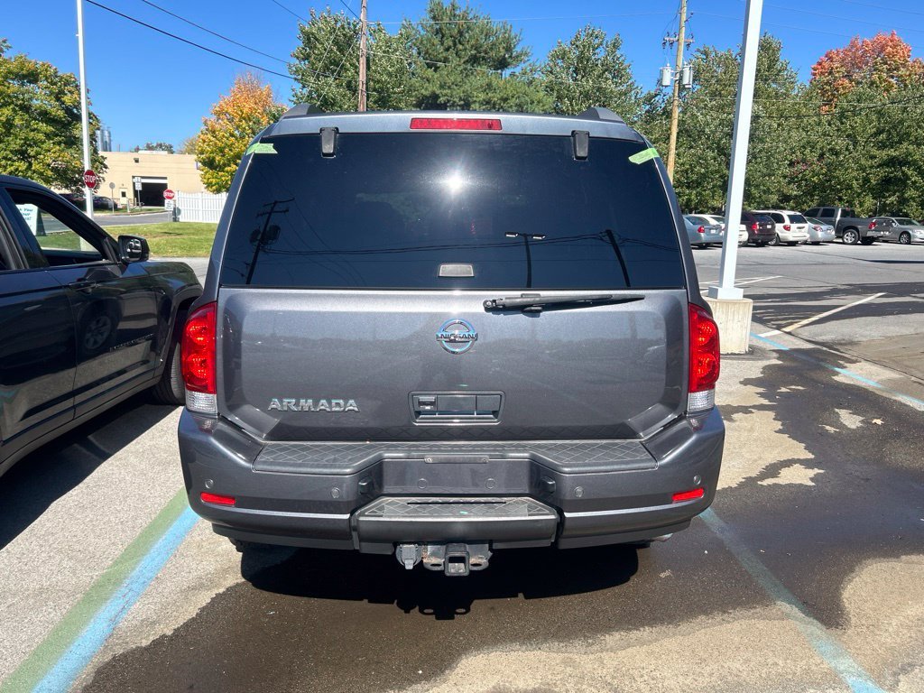 Used 2014 Gray Nissan SV image 6