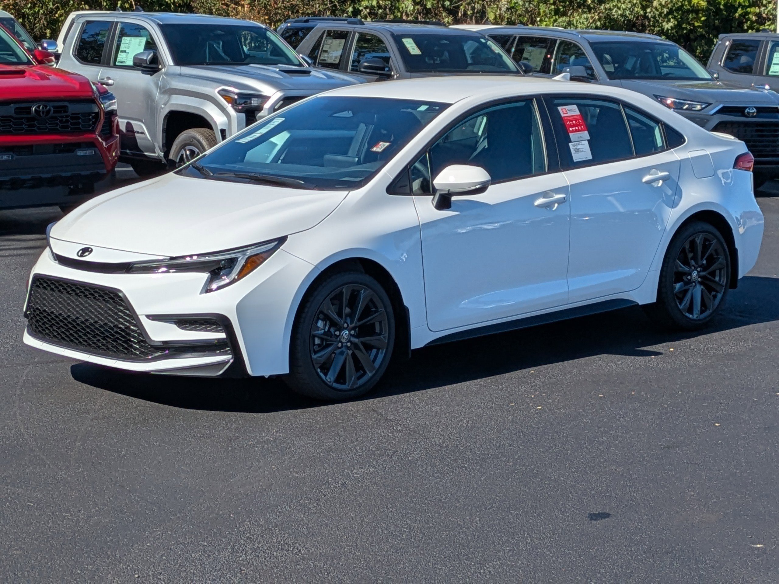 New 2026 Ice Cap Toyota SE image 9