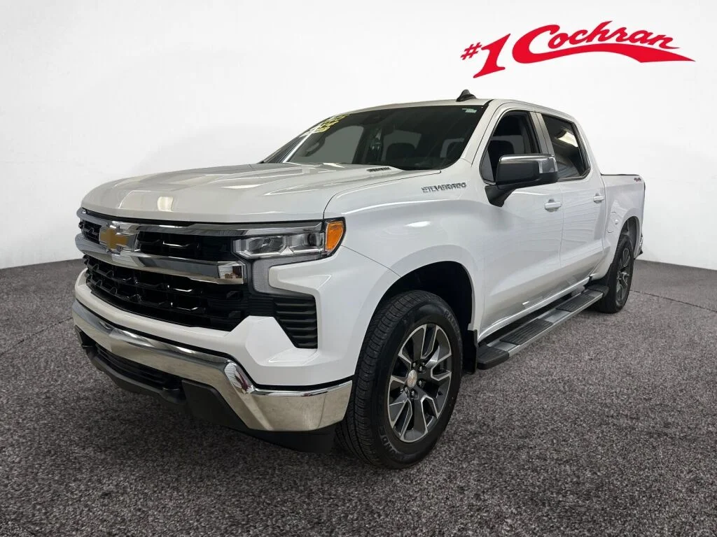 Certified Used 2025 Summit White Chevrolet LT image 35