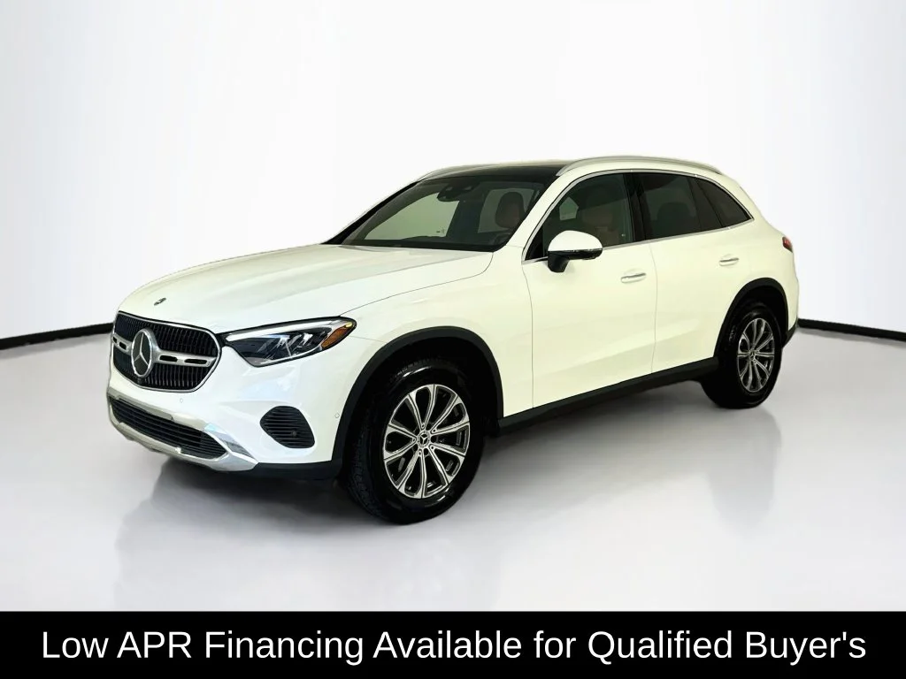 Used 2024 Polar White Mercedes-Benz GLC 300 image 3