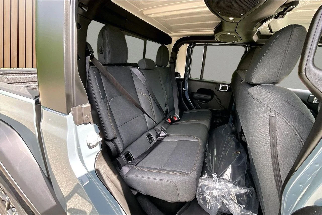 New 2026 Anvil Clear-Coat Exterior Paint Jeep Sport S image 19